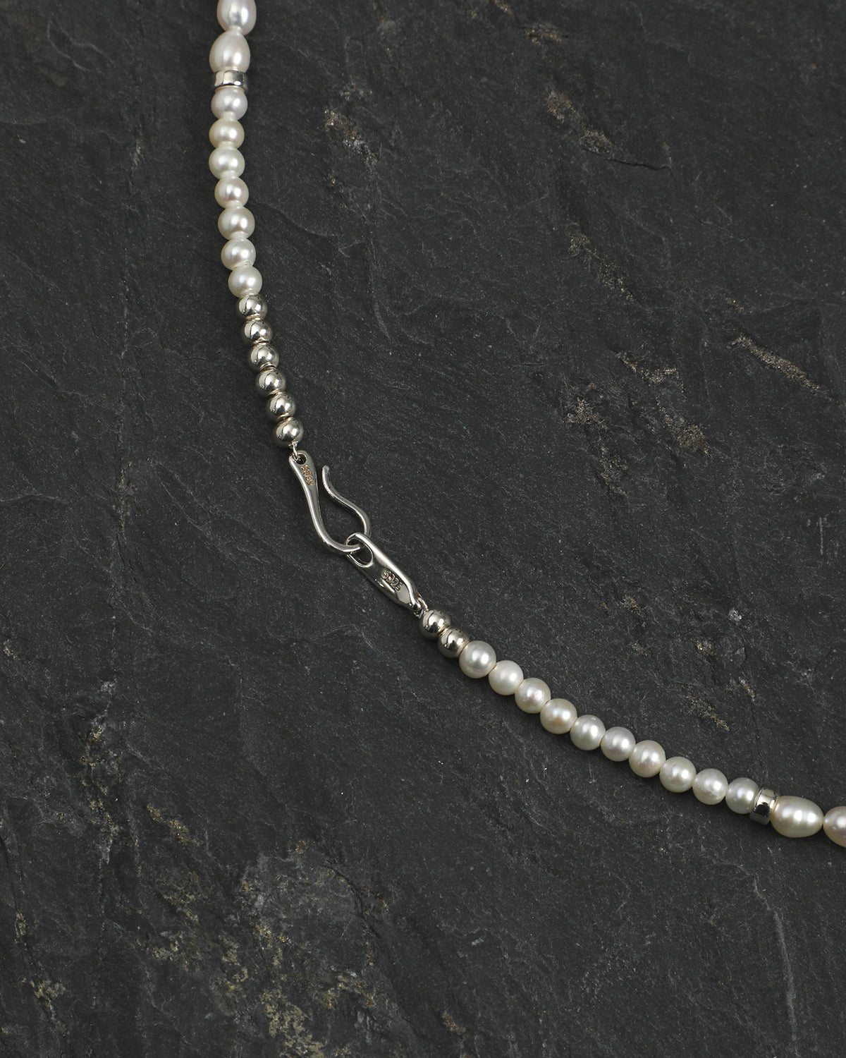 Citrine & Pearl Necklace, close-up detail 1