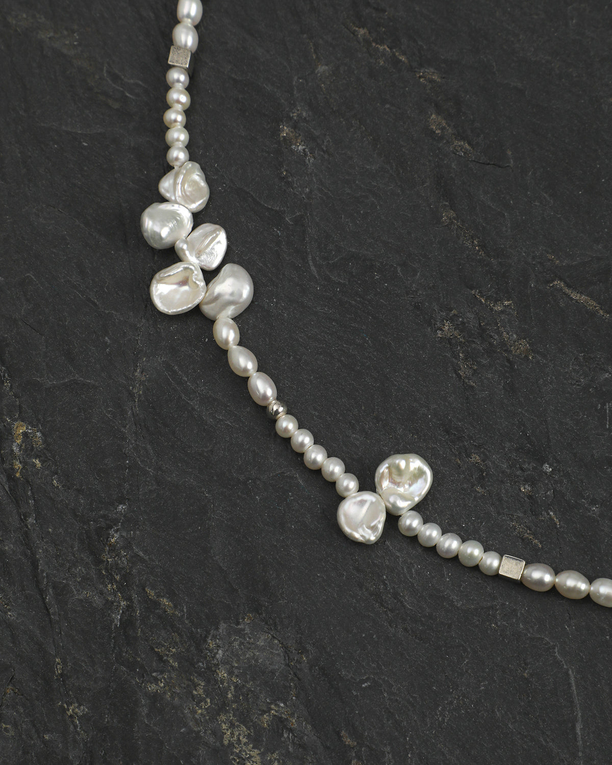 Citrine & Pearl Necklace, close-up detail 2