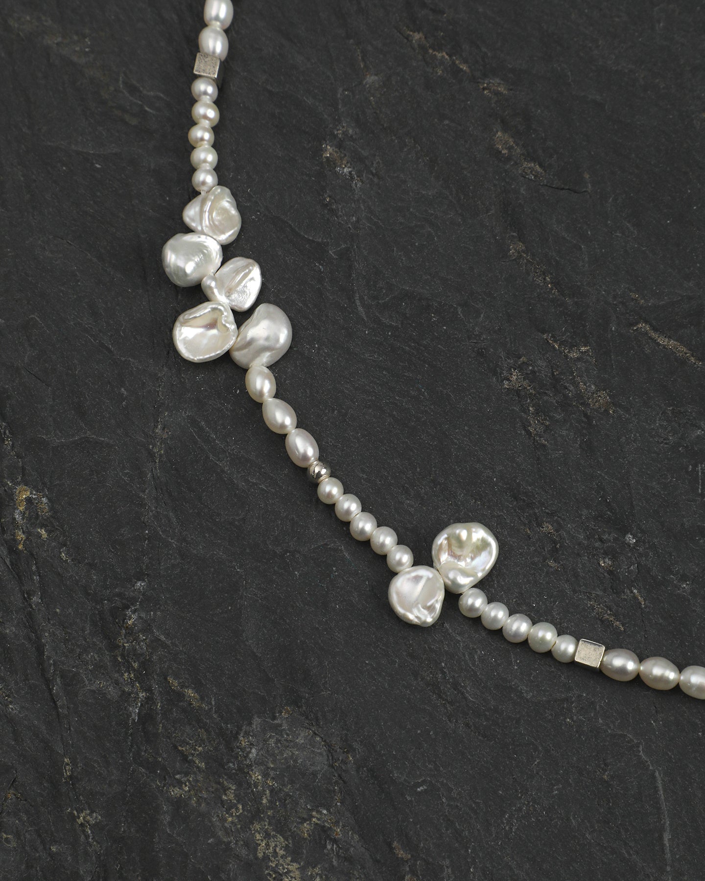 Citrine & Pearl Necklace, close-up detail 2